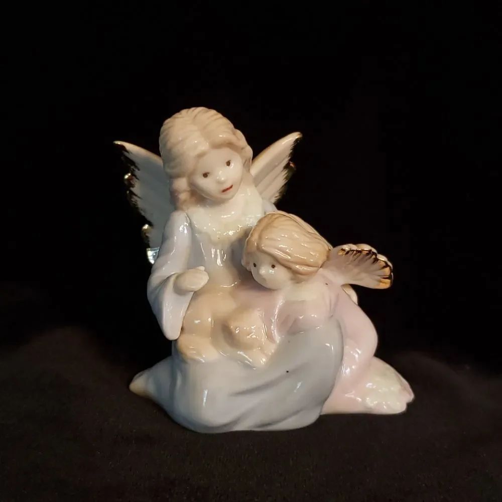 Vintage Russ Mother and Daughter Angels w/ Kitten Cat